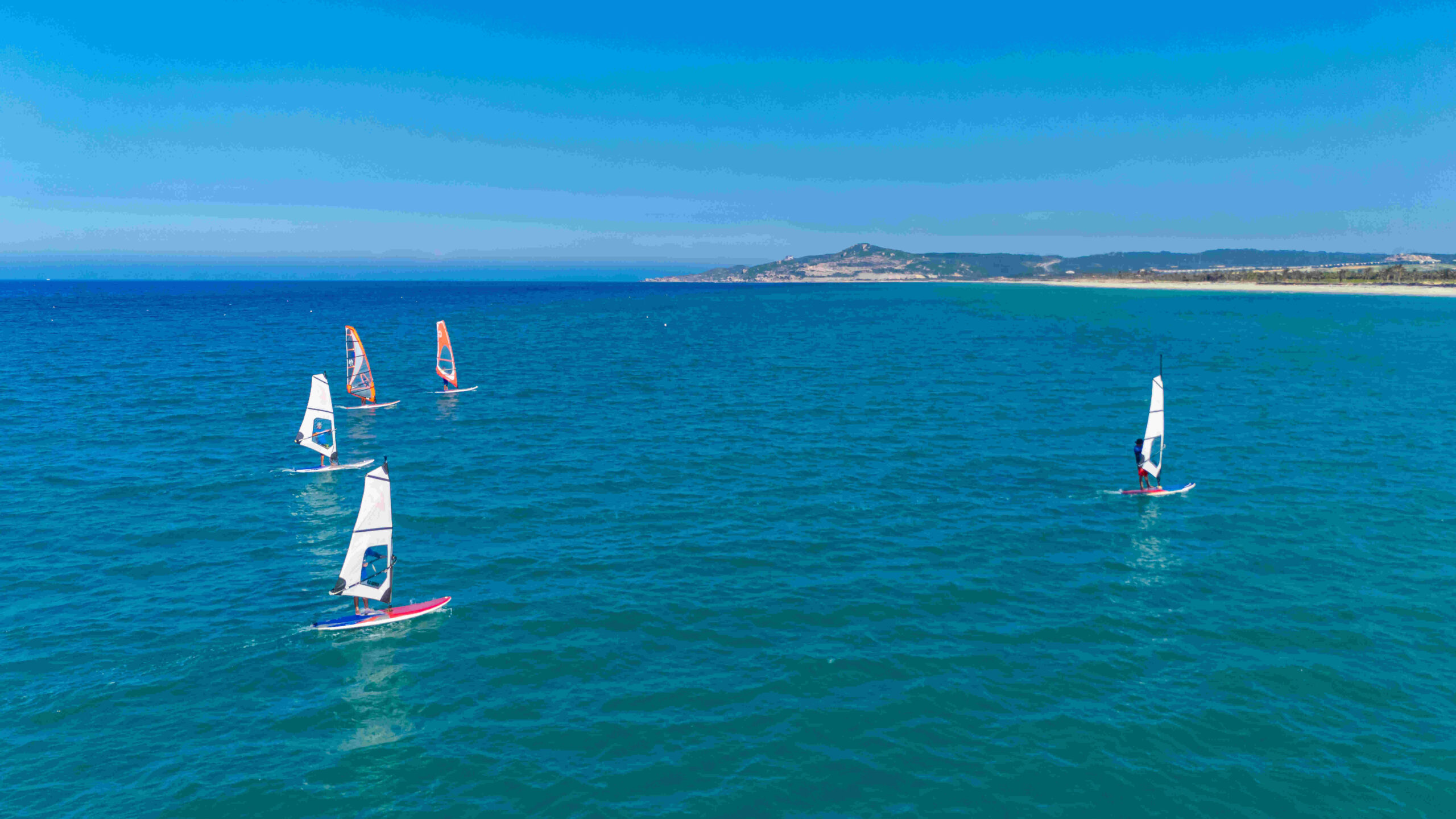 Wyndham Grand KN Paradise Cam Ranh Beach, Bãi Dài Beach, kỳ nghỉ hè